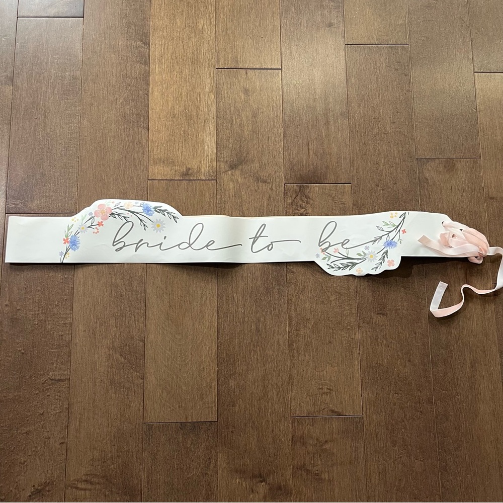 Ginger Ray Bride to Be Sash